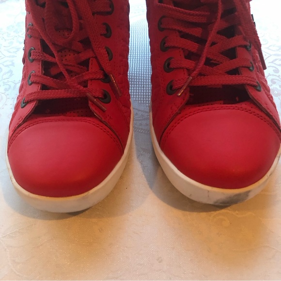 Miggy Vintage Red High-Top Sneakers Men’s Size 9 Lace-Up Life-Style Casual Shoes - Picture 16 of 16